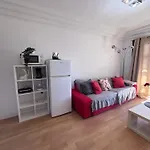 Lägenhet Sea & Pool Hideaway *