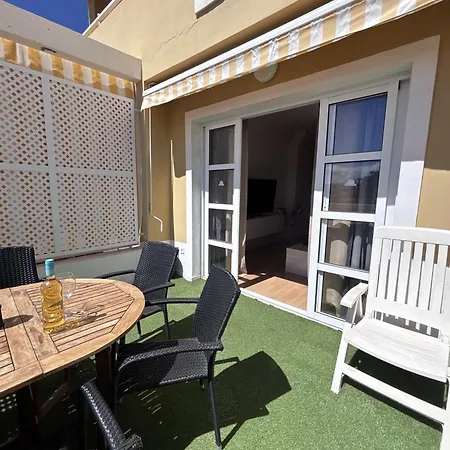 Lejlighed Sea & Pool Hideaway *