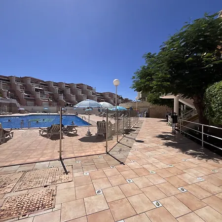 Apartamento Sea & Pool Hideaway