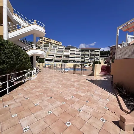 Apartamento Sea & Pool Hideaway *