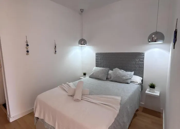 Sea & Pool Hideaway *