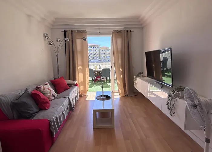 Διαμέρισμα Sea & Pool Hideaway