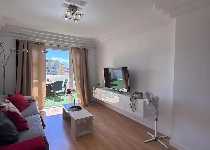 Sea & Pool Hideaway Διαμέρισμα