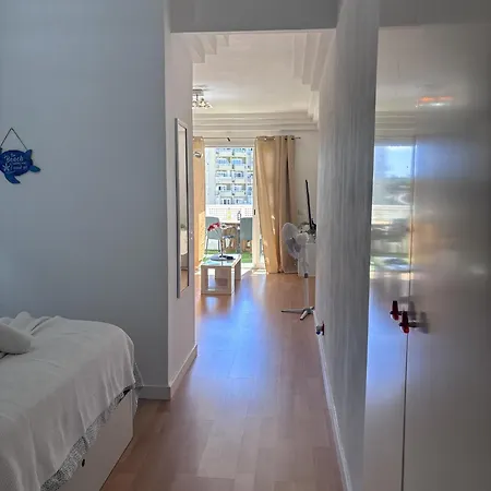 Sea & Pool Hideaway Apartman *