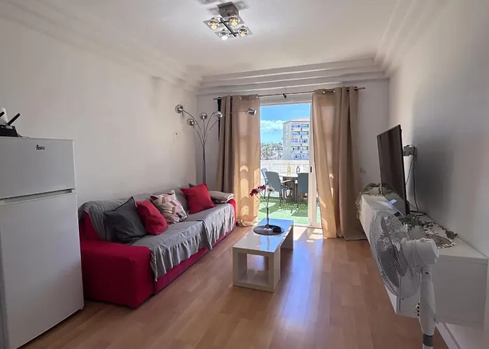 Apartman Sea & Pool Hideaway *