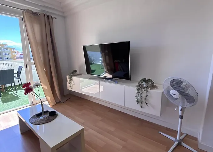 Sea & Pool Hideaway Apartman *